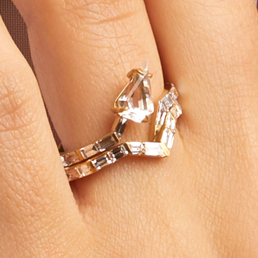 V ring